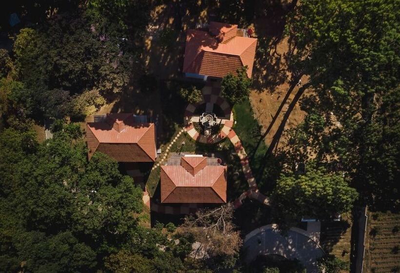 هتل Y Restaurante Hacienda Los Volcanes