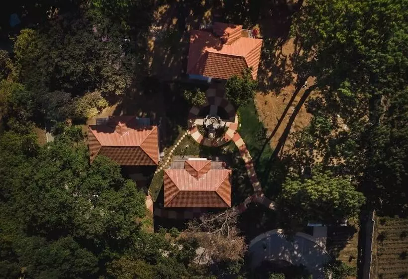 هتل Y Restaurante Hacienda Los Volcanes