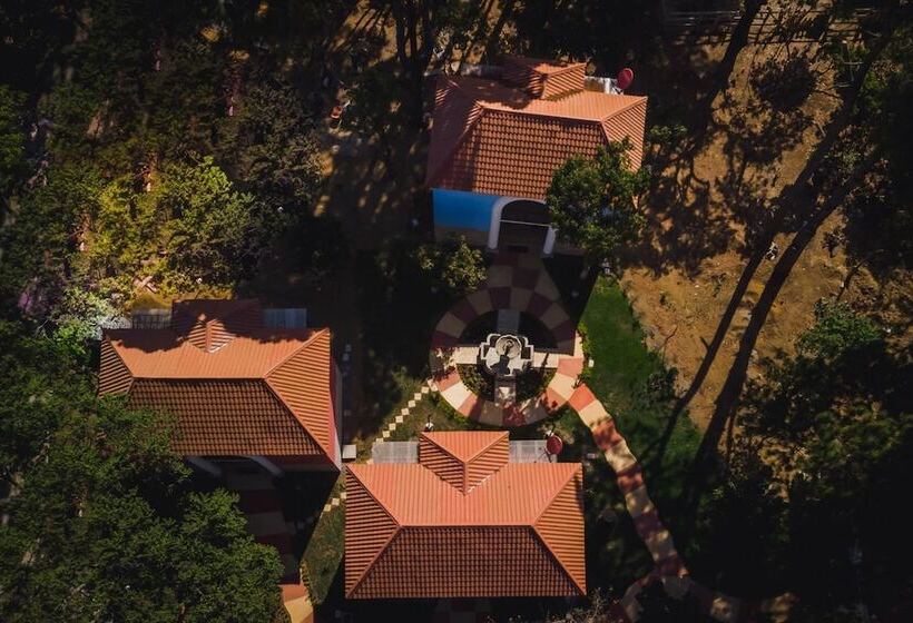 هتل Y Restaurante Hacienda Los Volcanes