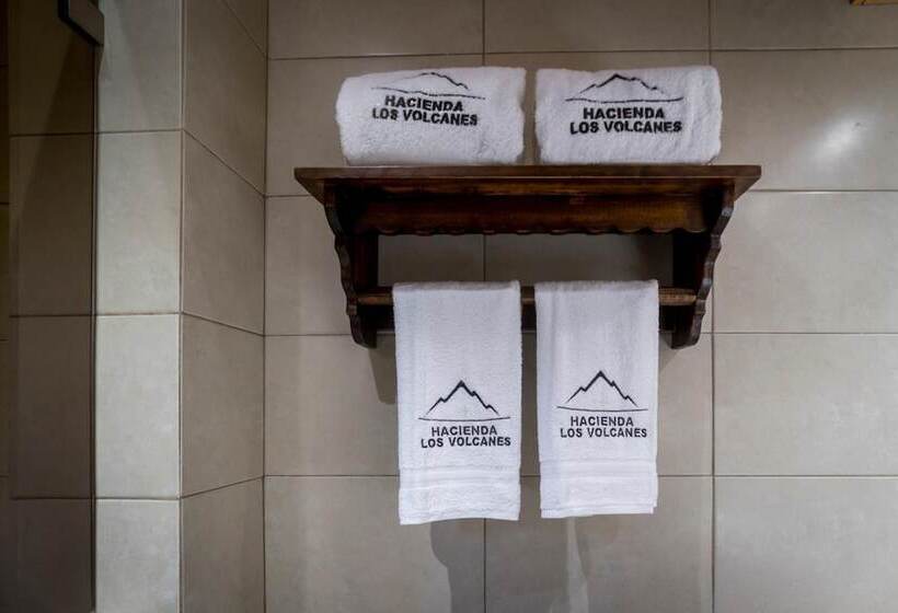 هتل Y Restaurante Hacienda Los Volcanes