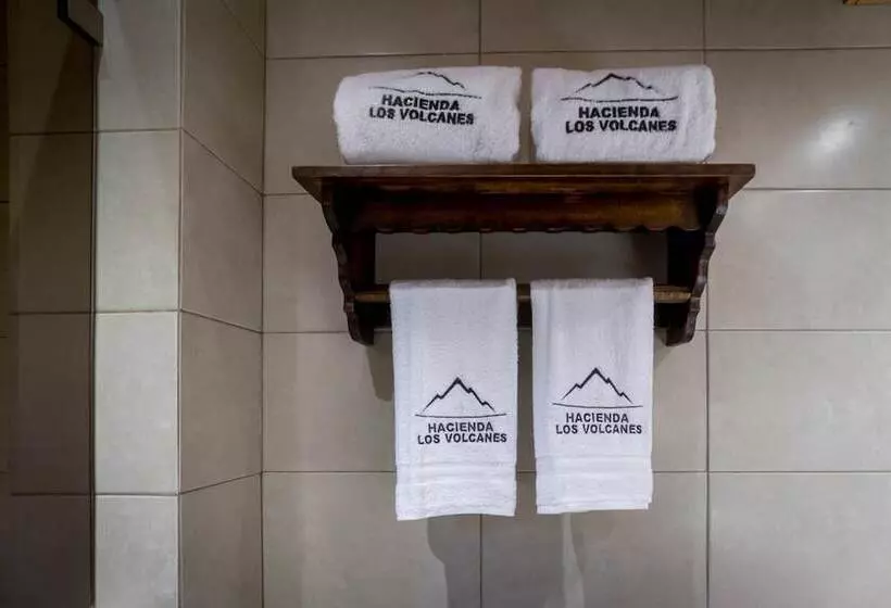 هتل Y Restaurante Hacienda Los Volcanes