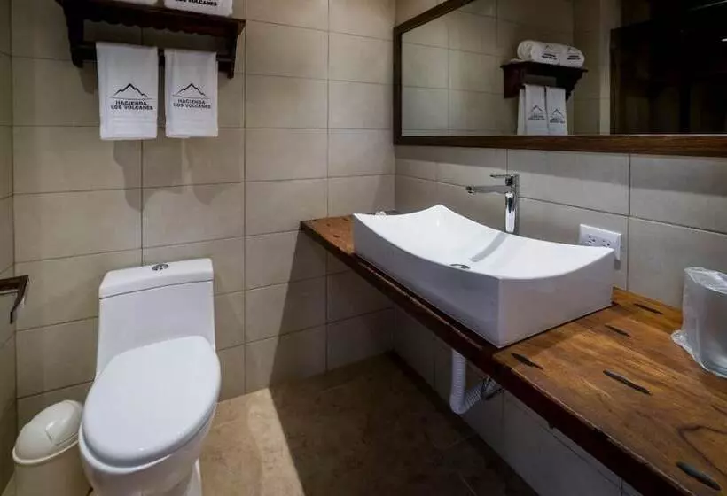 هتل Y Restaurante Hacienda Los Volcanes