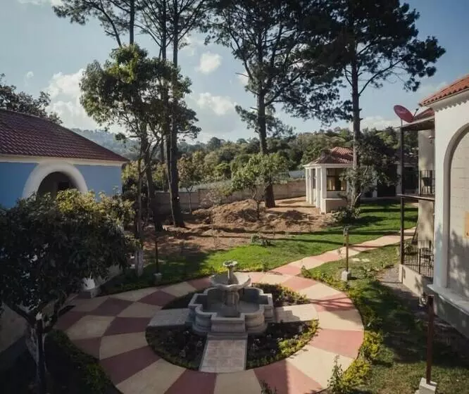 هتل Y Restaurante Hacienda Los Volcanes