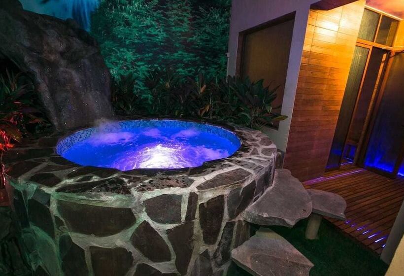 فندق على الطريق Honey Moon