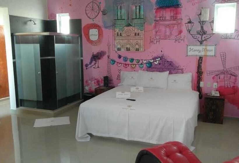 فندق على الطريق Honey Moon