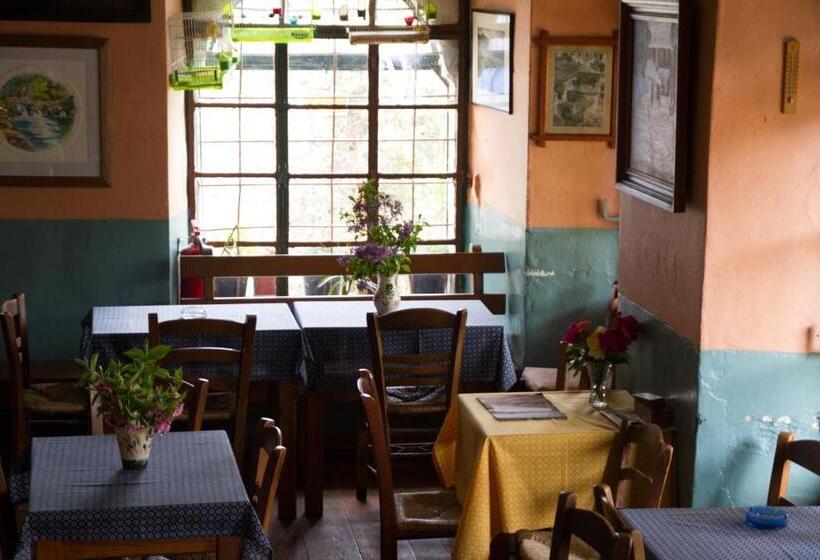 פנסיון Napoleon Zaglis Guesthouse