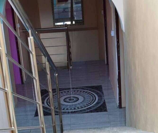 پانسیون Skylineinn