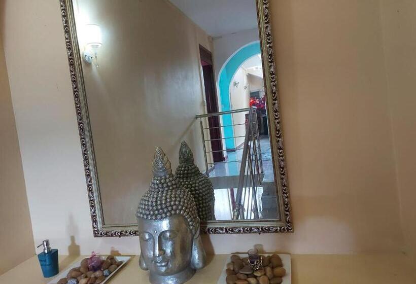 پانسیون Skylineinn