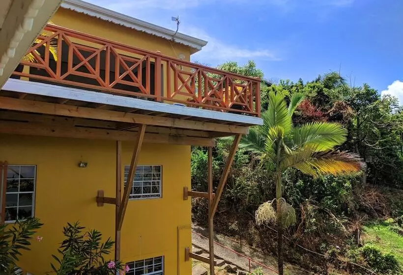 پانسیون Sunset Lane