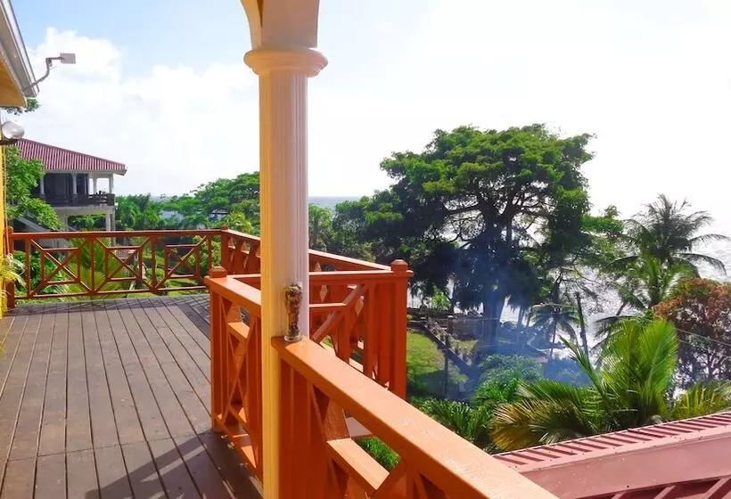 پانسیون Sunset Lane