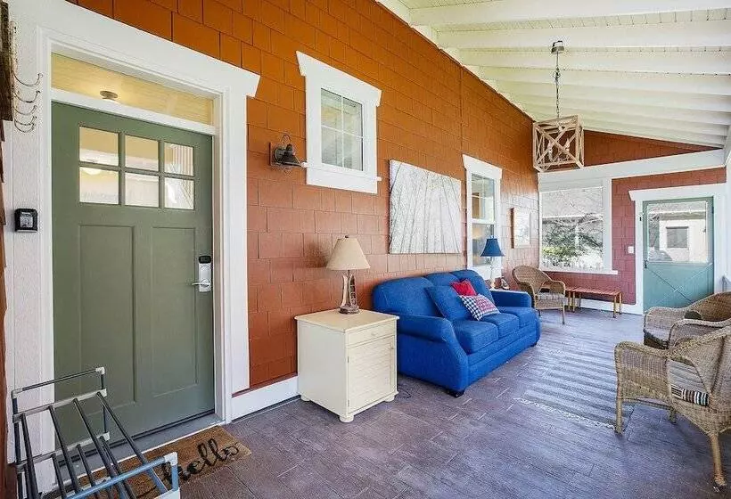 Majatalo Veranda Beach Cottages