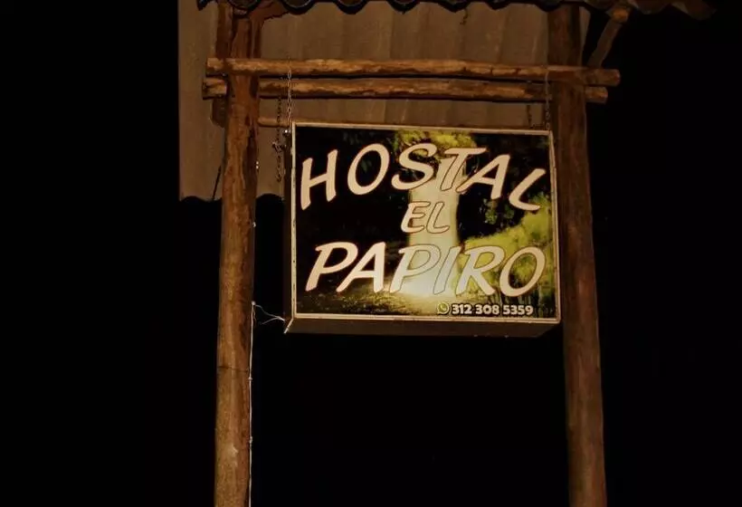 Hostal El Papiro