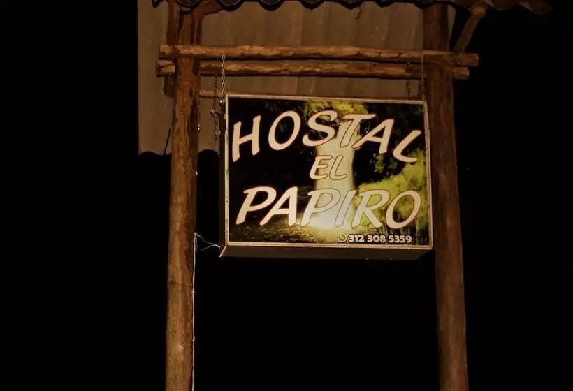 Hostal El Papiro