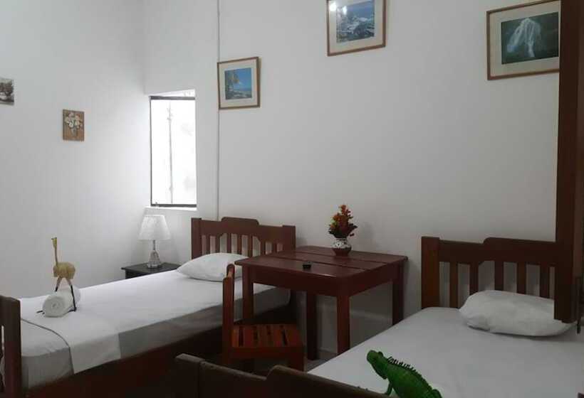 مسافرخانه Iguana Haus Iquitos