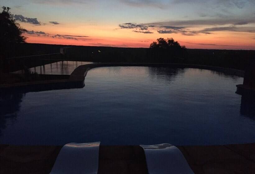 Отель Al Kamar Lodge Spa