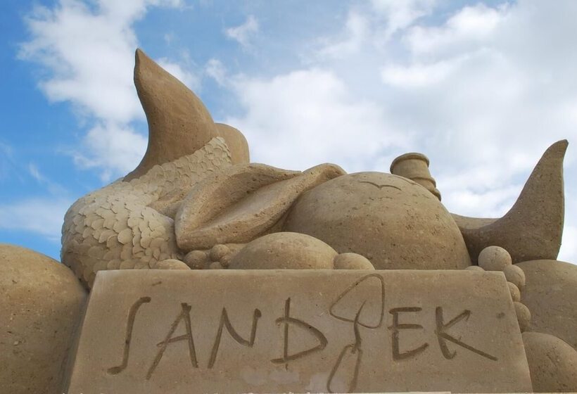 Отель Alte Schule Westerhever