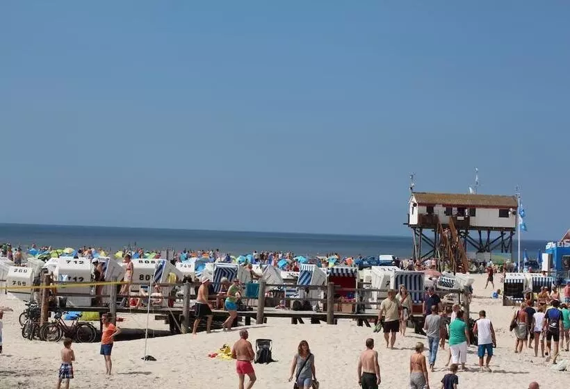 ホテル Alte Schule Westerhever