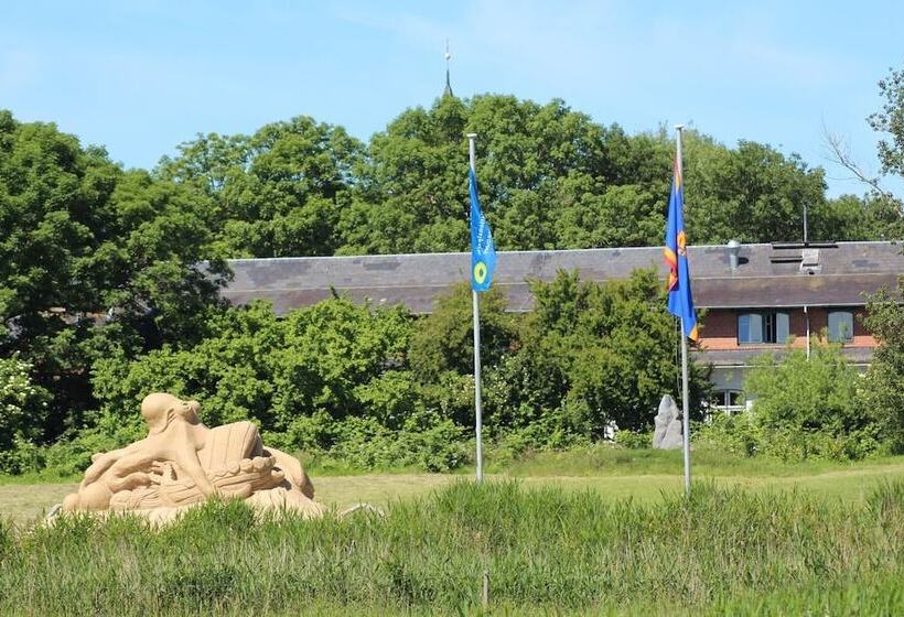 Отель Alte Schule Westerhever