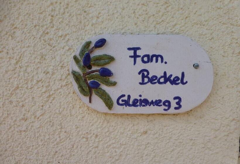 Отель Apartments Haus Beckel