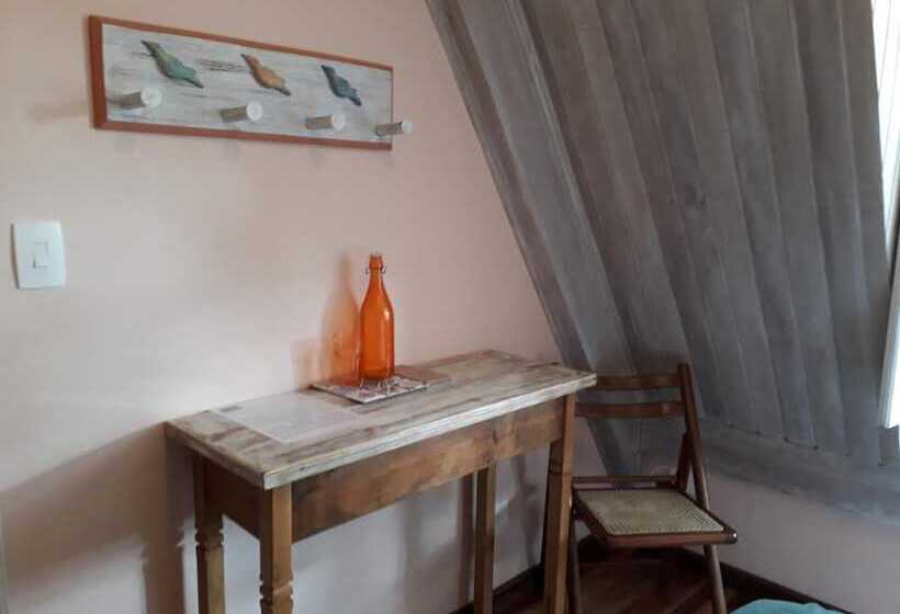 בית מלון כפרי Forest Pine Inn