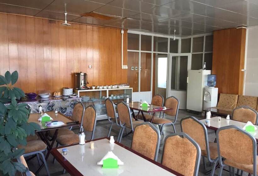 בית מלון כפרי Inan