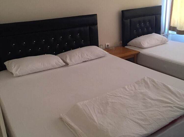 בית מלון כפרי Inan