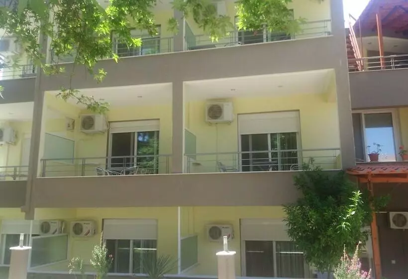 Hotelli Kipos Resort