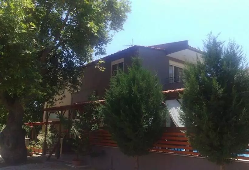 Hotelli Kipos Resort