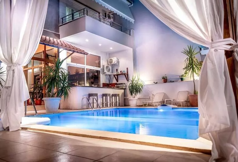 Hotelli Kipos Resort