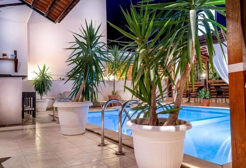 Hotelli Kipos Resort