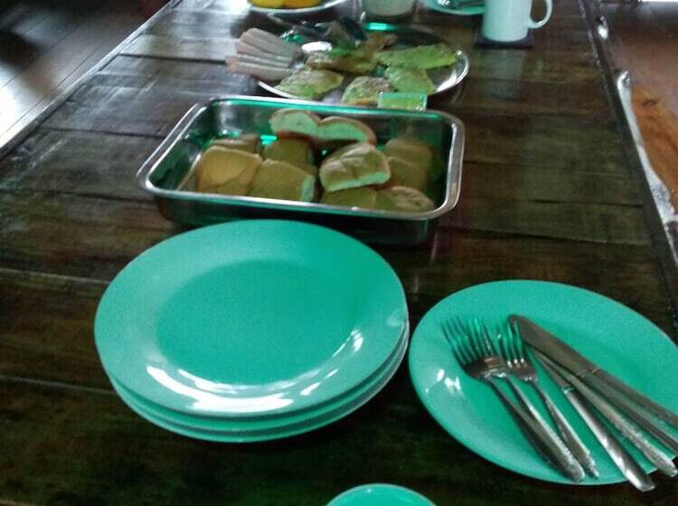 Hotel Macaw Jungle Expeditions