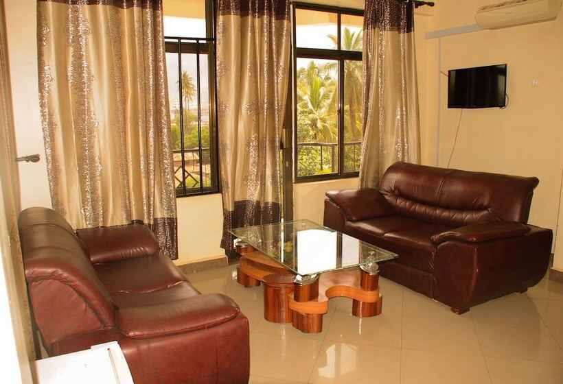 בית מלון כפרי Machare British