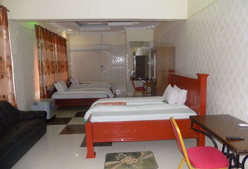 בית מלון כפרי Machare British