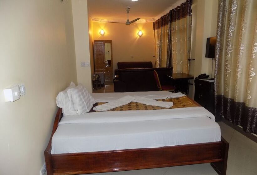 בית מלון כפרי Machare British