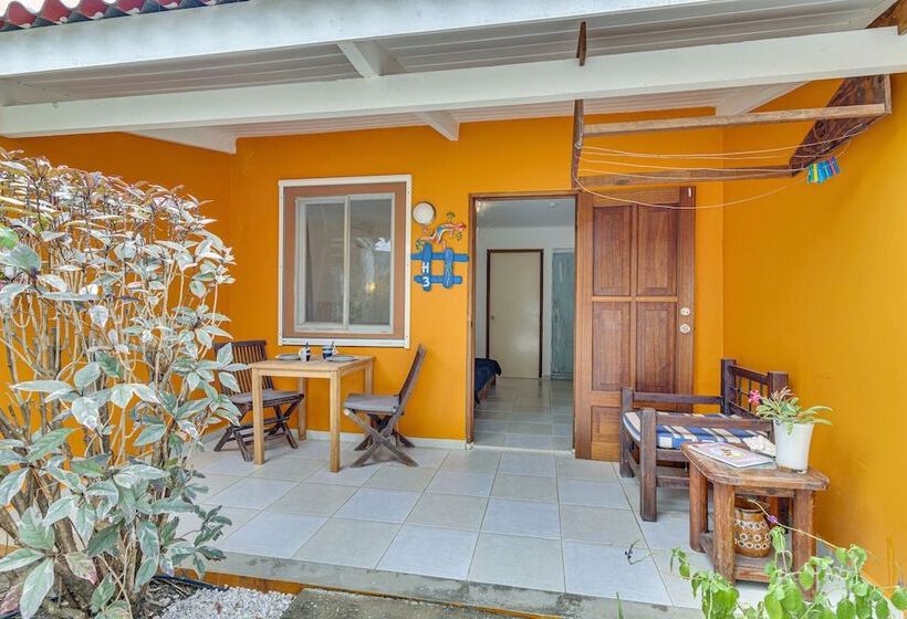 هتل Tropical Divers Resort