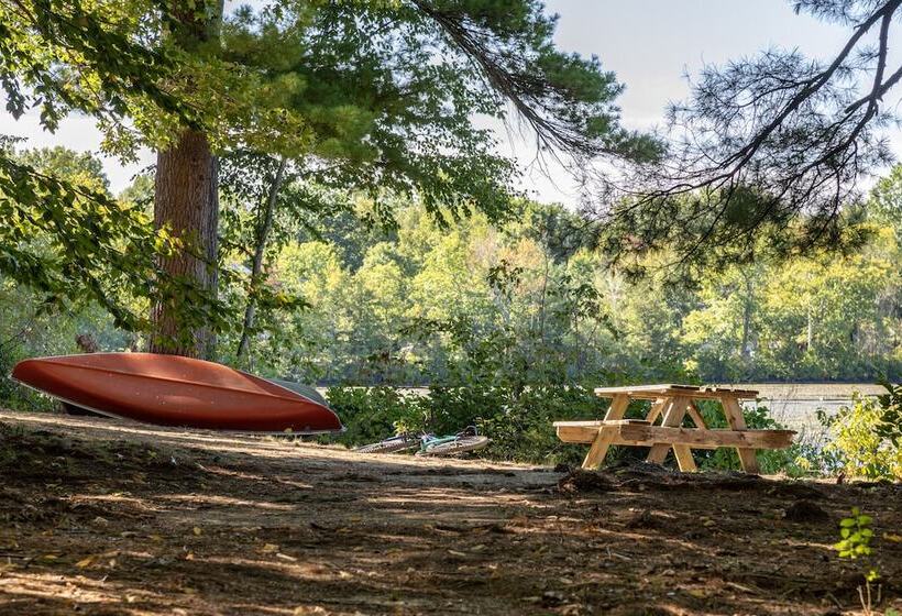 酒店 Tuxbury Pond Rv Resort