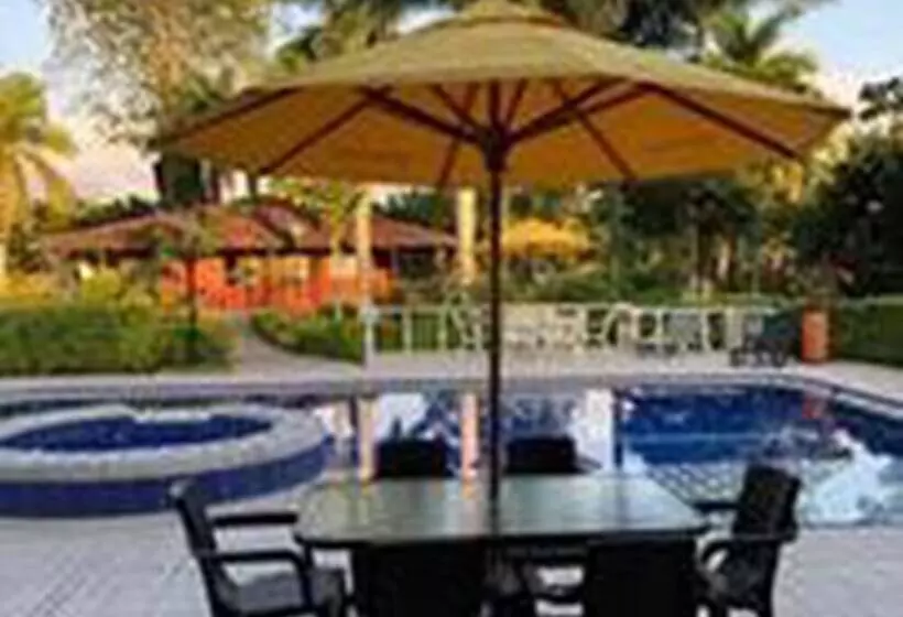 Hotelli Villa Thiago Finca Tradicional