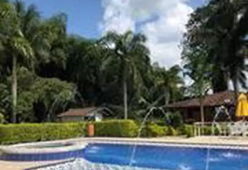 Hotelli Villa Thiago Finca Tradicional