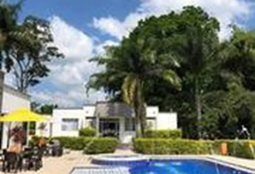 Hotelli Villa Thiago Finca Tradicional