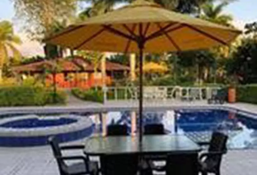 Hotelli Villa Thiago Finca Tradicional