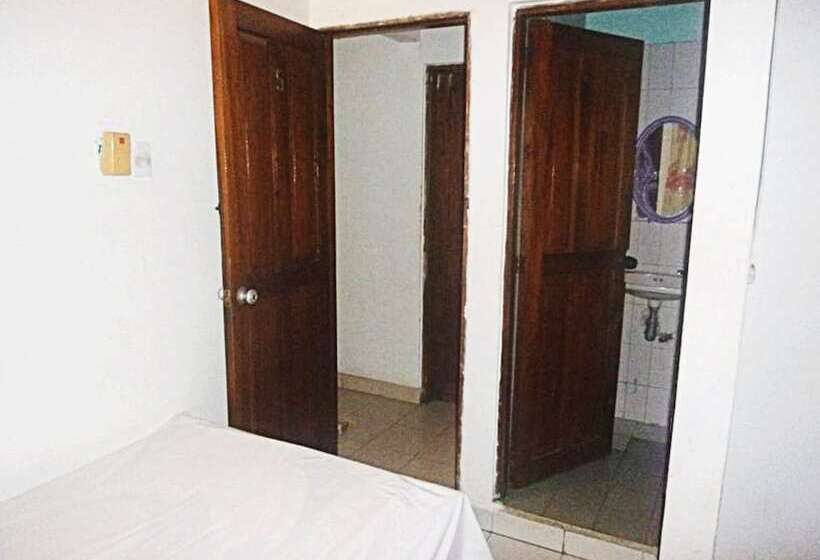 پانسیون Nefertiti