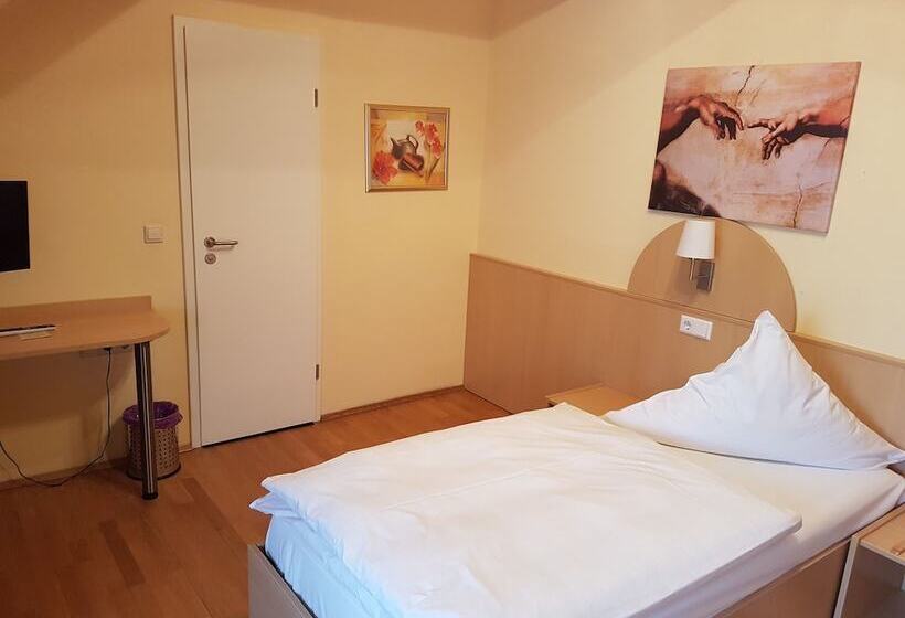 Schloss Hotel Schöningen