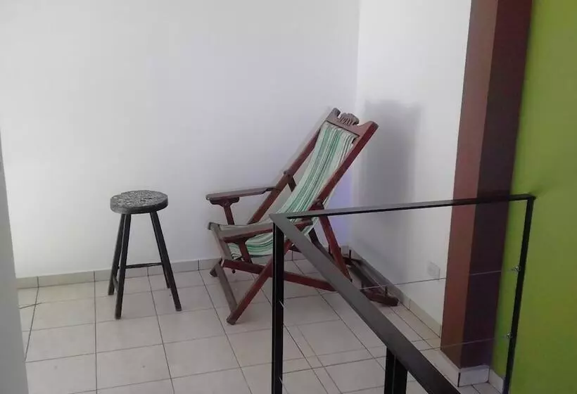 تختخواب و صبحانه Casa Blanca Tu Casa