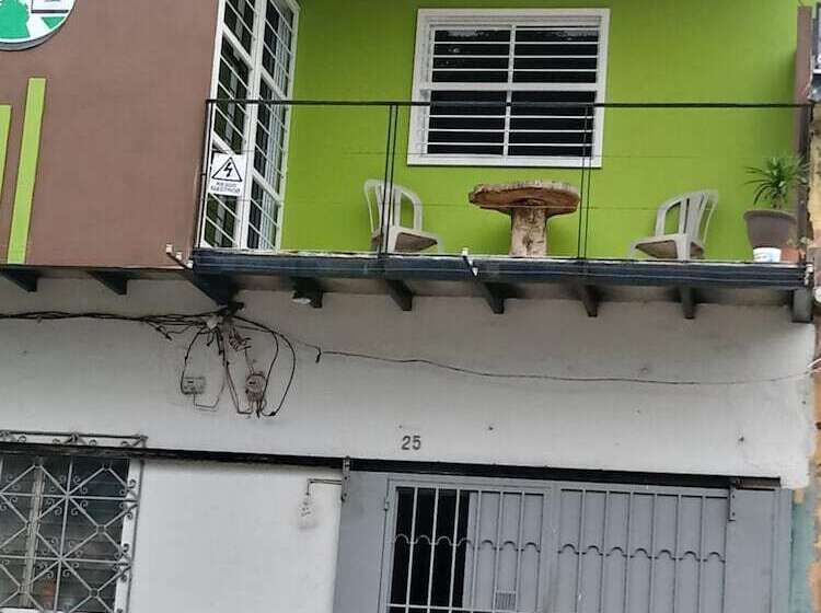 تختخواب و صبحانه Casa Blanca Tu Casa