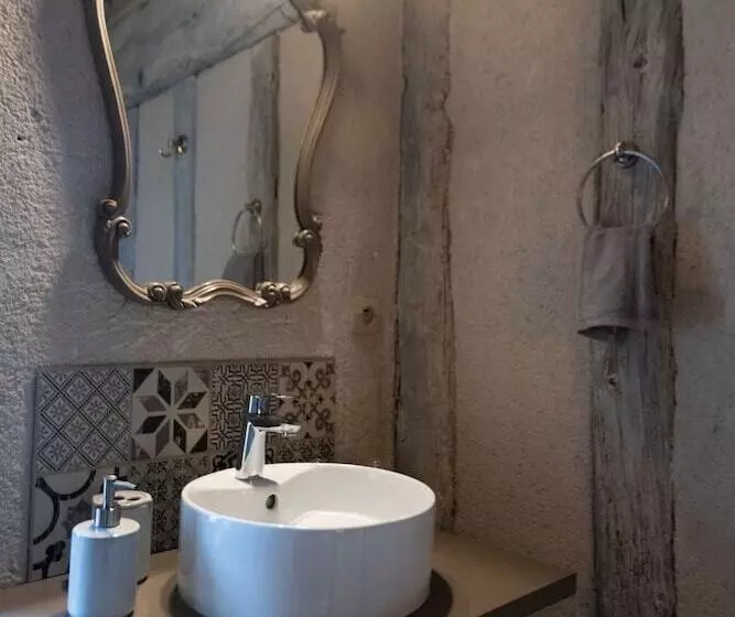 Aamiaismajoitus (B&B) La Tour Aux Grains