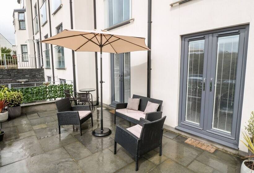 Captain S Quarters   Apartment 2