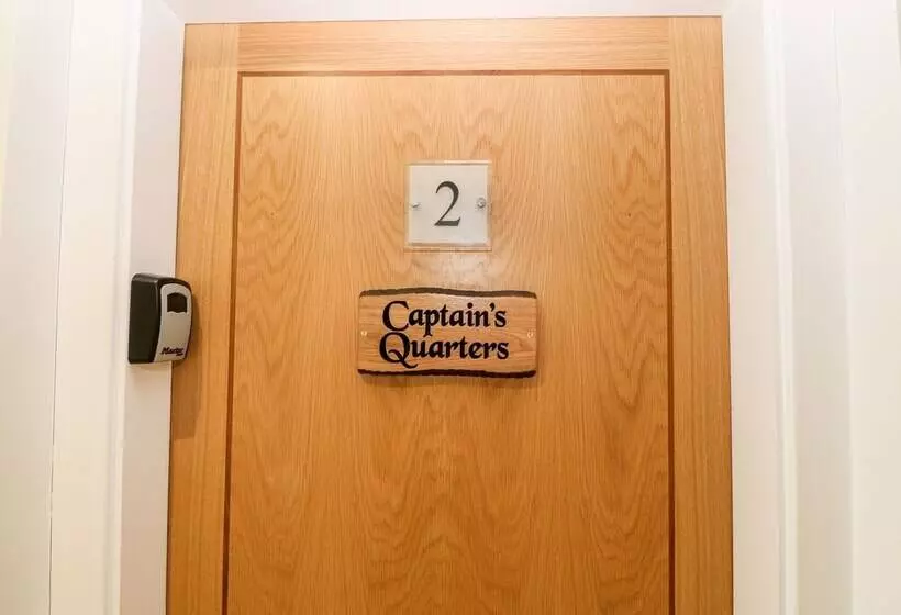Captain S Quarters Apartment 2