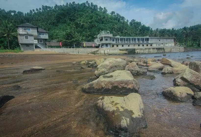 ホテル 247 Balikbayan Fun Resort