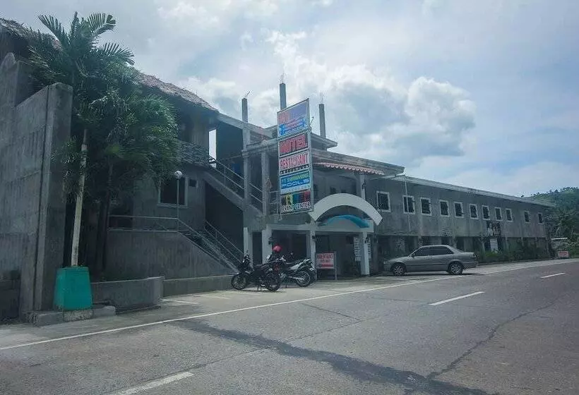 ホテル 247 Balikbayan Fun Resort