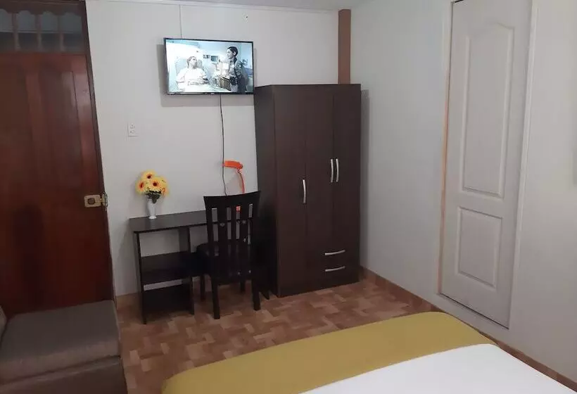 ホテル Apartments & Rooms Helena